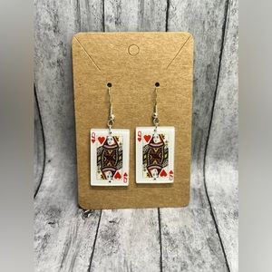 - Hand Crafted - Queen Of Hearts card - Sterling Silver